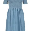 ONLY Damen Off-Shoulder Mini Smock Kleid Rüschen Am Saum Medium Blau Denim -Diven Art Verkäufe 21073534