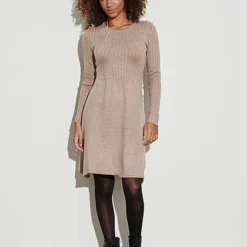 Hailys Damen Kleid Strickkleid Mit Rundhalsausschnitt Struktur Muster Rosa Braun -Diven Art Verkäufe 21092151 3