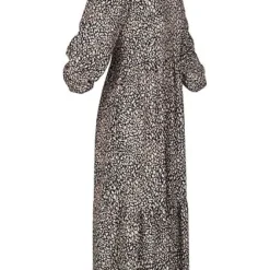 Hailys Damen Maxi Kleid Mit Rundhalsausschnitt Und Volant Camel Braun -Diven Art Verkäufe 21109095 1